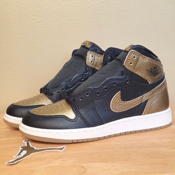 Nike Air Jordan 1 Retro Hi OG Black Metallic Gold FD1437-071 GS Women's Size 7.5 - Picture 3 of 8